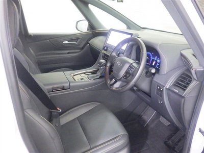 2024 Toyota ALPHARD — фото 9