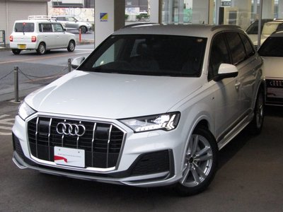 2025 AUDI Q7 photo 4