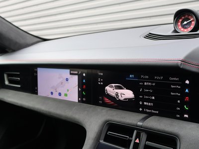 2022 Porsche TAYCAN thumbnail 34