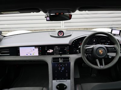 2022 Porsche TAYCAN thumbnail 22