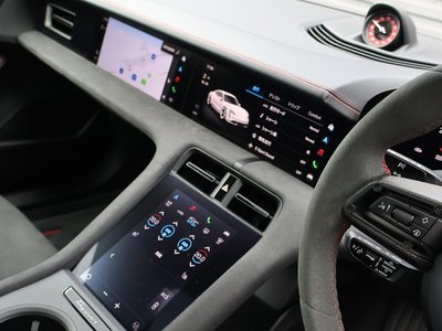 2022 Porsche TAYCAN thumbnail 27