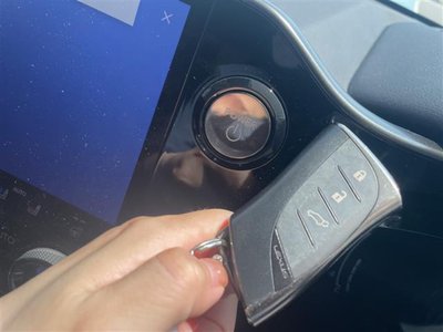 صورة مصغرة 16 لـ 2023 Lexus NX