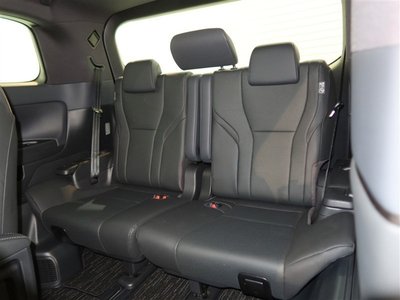 صورة 13 لـ 2025 Toyota ALPHARD