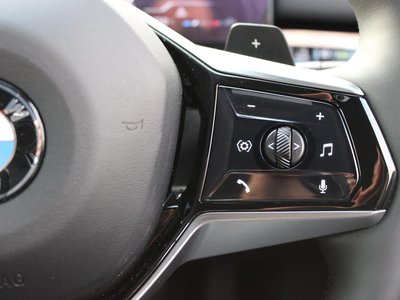 2025 BMW 5 SERIES TOURING thumbnail 60