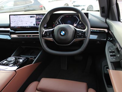 2025 BMW 5 SERIES TOURING thumbnail 63