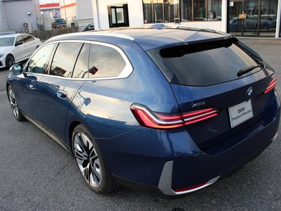 2025 BMW 5 SERIES TOURING thumbnail 37
