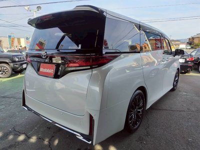 2025 Toyota VELLFIRE photo 5