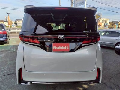 2025 Toyota VELLFIRE photo 6