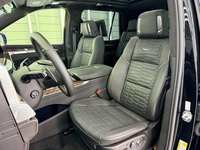 2025 Cadillac ESCALADE 照片 11