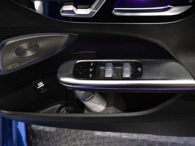 2026 Mercedes-BENZ C-CLASS thumbnail 31