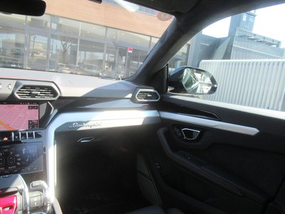 2019 Lamborghini URUS 照片 11