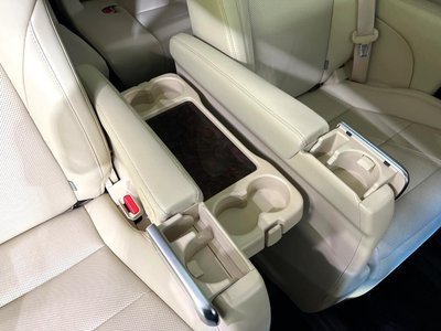 صورة 60 لـ 2021 Toyota ALPHARD