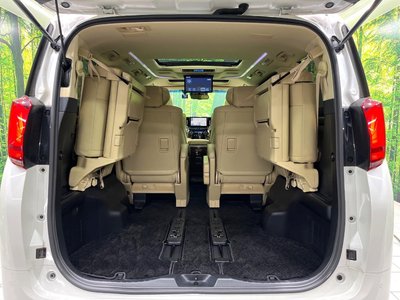 صورة 57 لـ 2021 Toyota ALPHARD