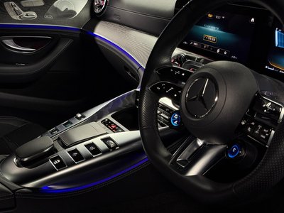 صورة 5 لـ 2024 Mercedes-BENZ GT AMG