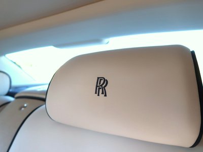 2015 ROLLS-ROYCE PHANTOM 照片 14