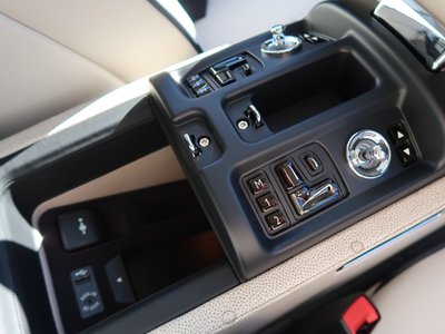 2015 ROLLS-ROYCE PHANTOM 照片 25