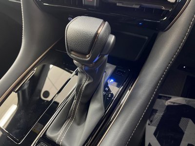2025 Toyota ALPHARD — фото 22