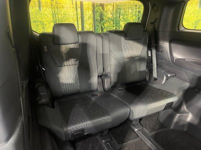 2025 Toyota ALPHARD — фото 10