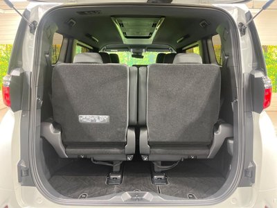 2025 Toyota ALPHARD — фото 11