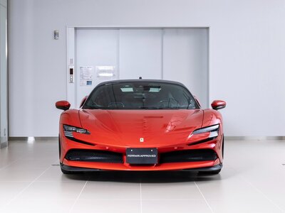2021 Ferrari SF90 STRADALE — фото 7