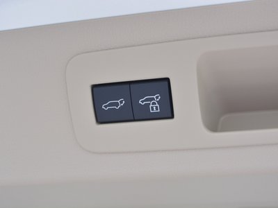 2024 Toyota LAND CRUISER 300 photo 80
