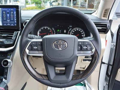 2024 Toyota LAND CRUISER 300 photo 47
