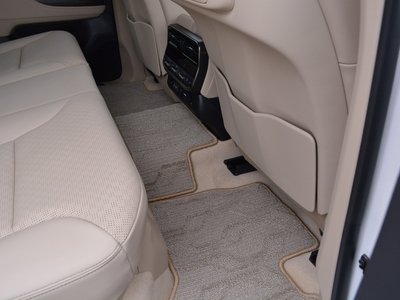 2024 Toyota LAND CRUISER 300 photo 67