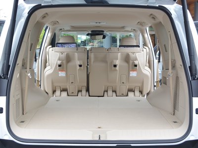 2024 Toyota LAND CRUISER 300 photo 77