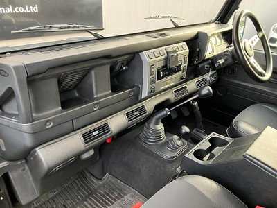 2004 LAND Rover DEFENDER 照片 27