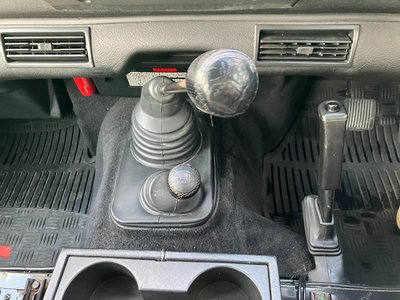 2004 LAND Rover DEFENDER 照片 18