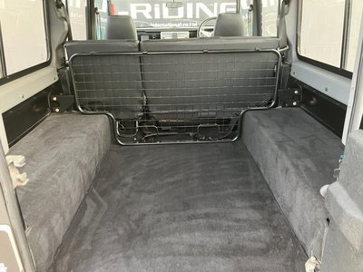2004 LAND Rover DEFENDER 照片 23