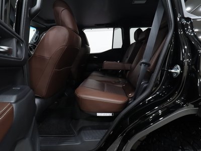 صورة 52 لـ 2025 Toyota LAND CRUISER 250