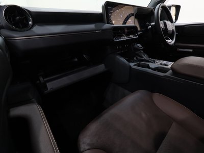 صورة 68 لـ 2025 Toyota LAND CRUISER 250