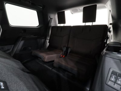 صورة 56 لـ 2025 Toyota LAND CRUISER 250