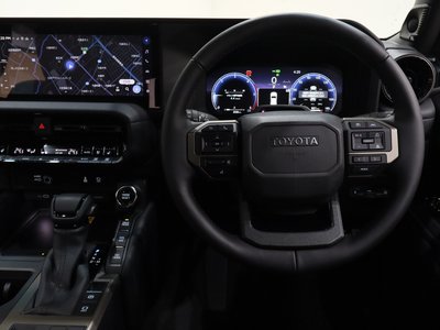 صورة 17 لـ 2025 Toyota LAND CRUISER 250