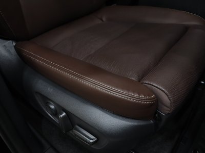 صورة 37 لـ 2025 Toyota LAND CRUISER 250