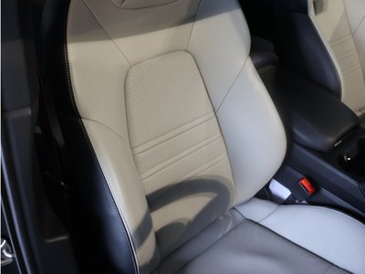 2023 Porsche CAYENNE photo 15