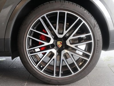 2023 Porsche CAYENNE thumbnail 22