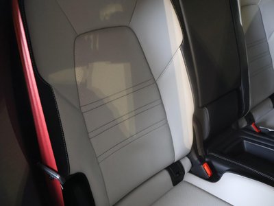 2023 Porsche CAYENNE thumbnail 34
