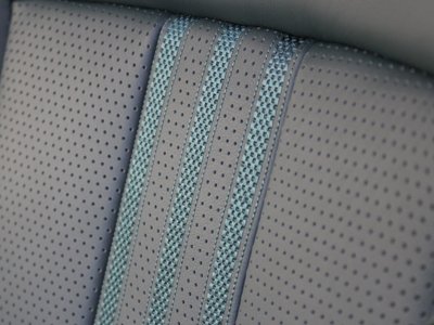 2025 Aston Martin DBX 缩略图 21