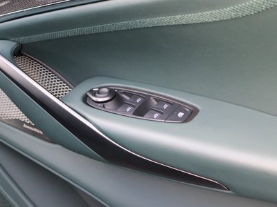 2025 Aston Martin DBX 缩略图 30