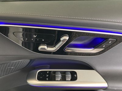 2025 Mercedes-BENZ GLC photo 10