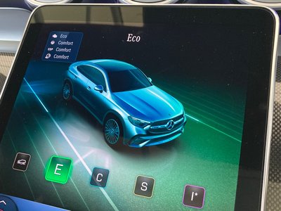 2025 Mercedes-BENZ GLC thumbnail 23