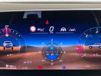 2025 Mercedes-BENZ GLC thumbnail 32