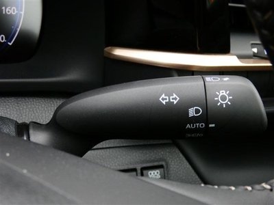 2025 Toyota CROWN SPORT 照片 15