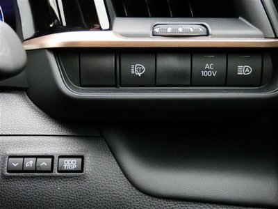 2025 Toyota CROWN SPORT 照片 18