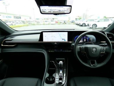 2025 Toyota CROWN SPORT 照片 2