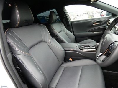 2025 Toyota CROWN SPORT 照片 24
