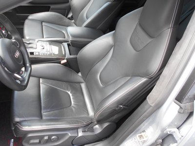 2009 AUDI RS6 AVANT 照片 16