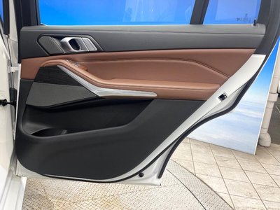 2021 BMW X7 thumbnail 44